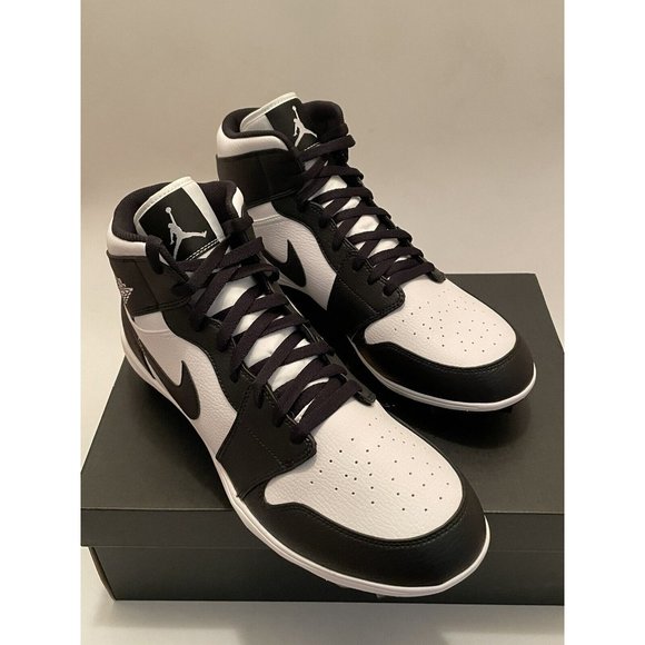 Nike Air Jordan 1 Mid TD Panda Football Cleats FJ6805-100 Men’s main image 5